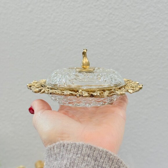 Vintage Hollywood Regency "Celest" Vanity Bowl with Lid - Picture 14 of 17